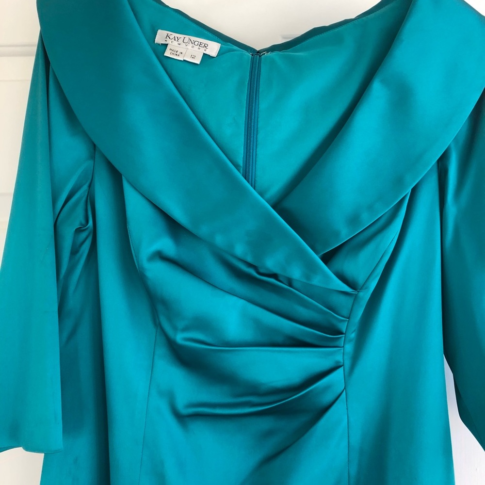 Kay Unger Teal Formal Dress with 3/4 sleeves fits 10/12
